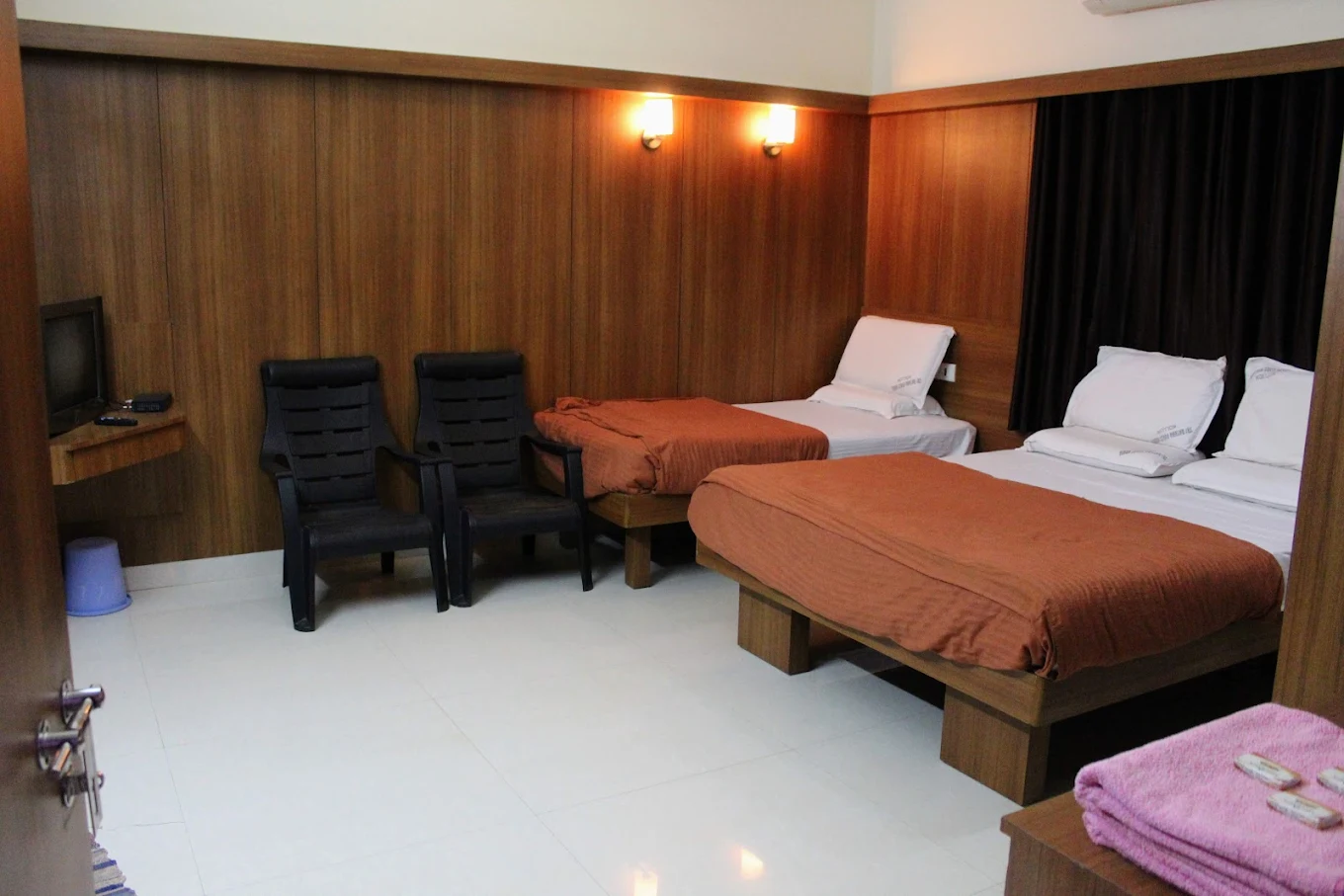 Family room at Shrirathna Guest House Kollur